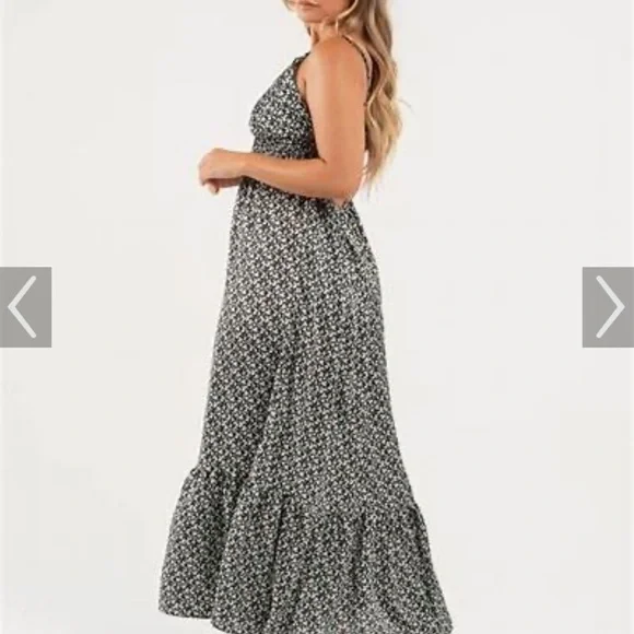 KNOW ONE CARES Satin Maxi Dress Pink / Cream size large - Picture 3 of 8